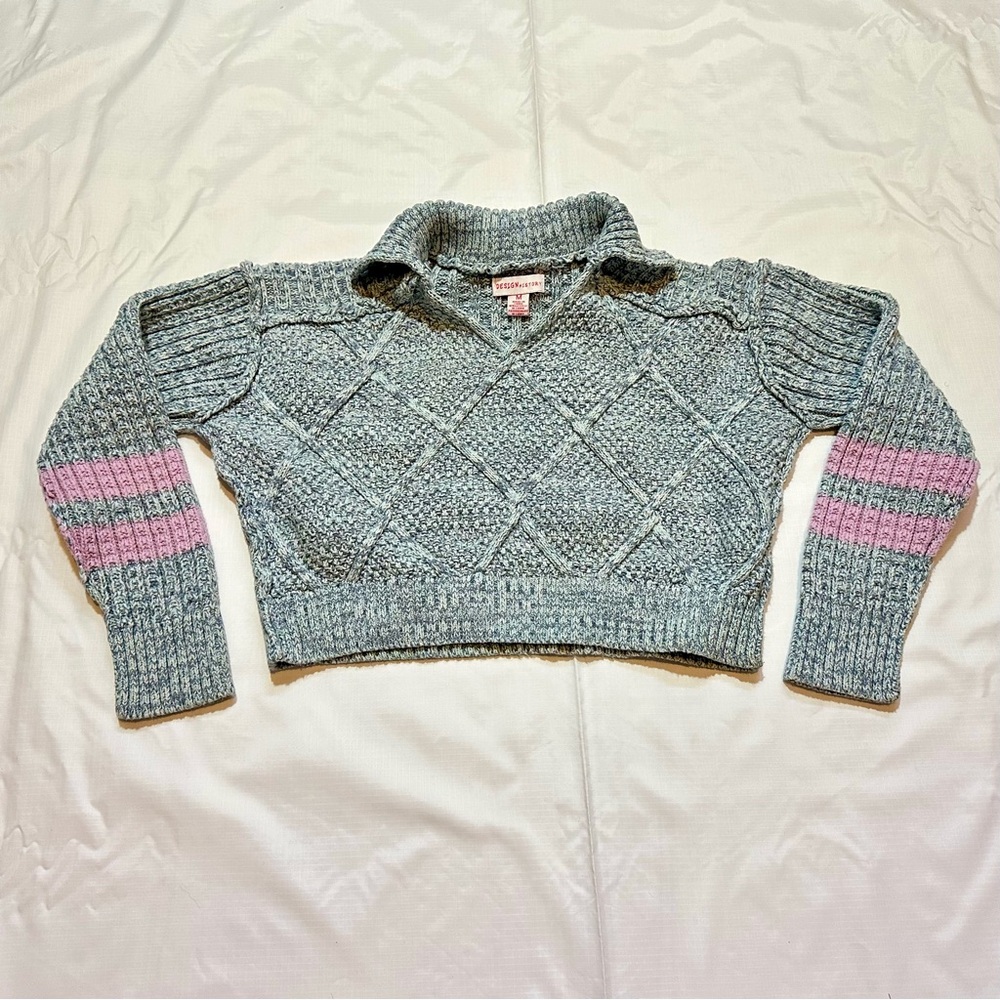 Design History Gray and Pink Johnny Collar Sweater M